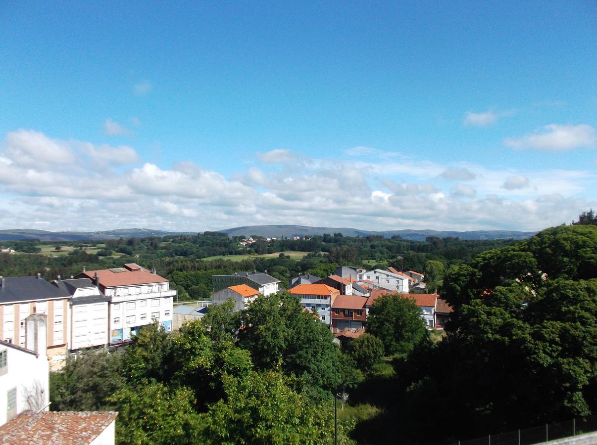 O Cabalo Verde Palas de Rei Dış mekan fotoğraf